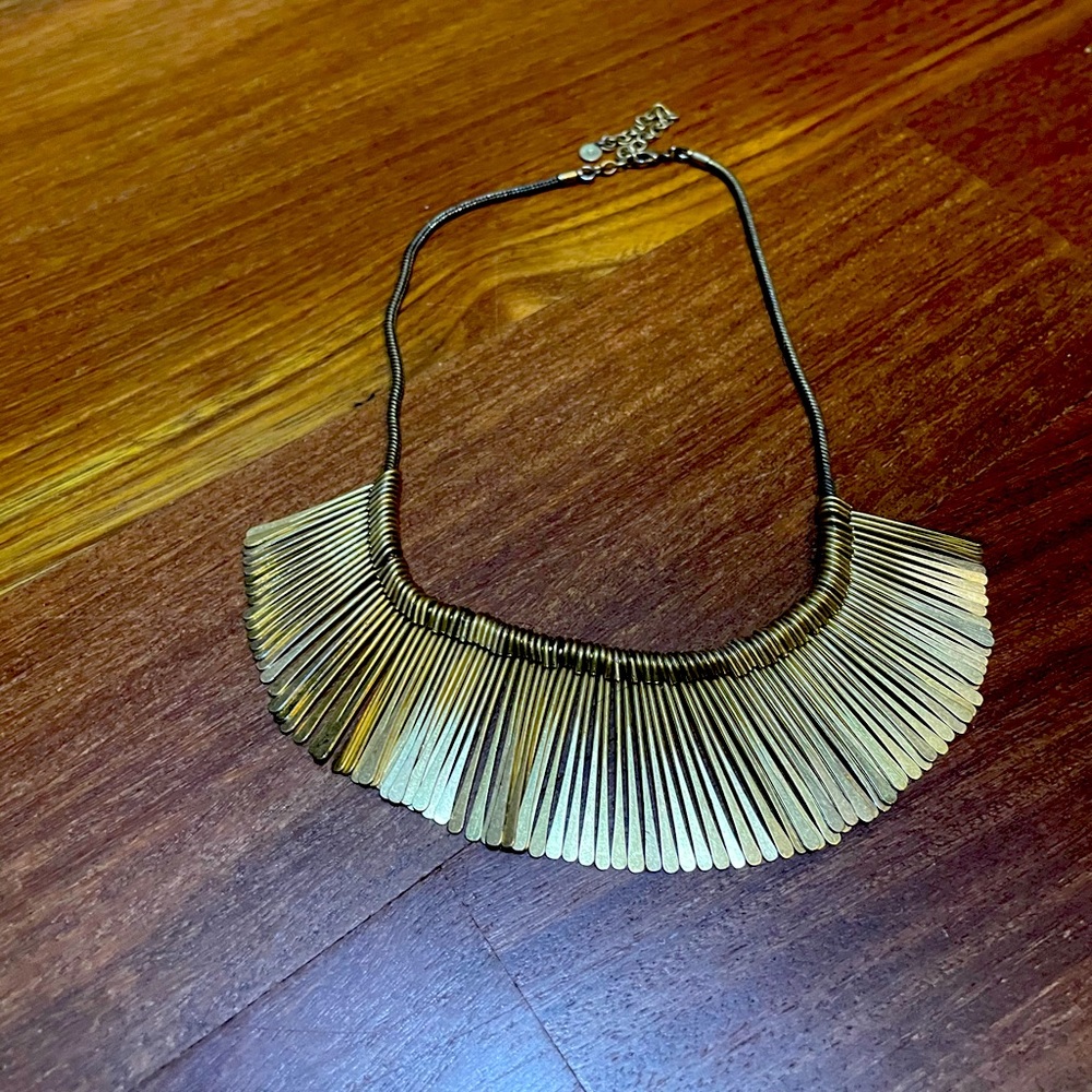 Stella & Dot gold statement necklace